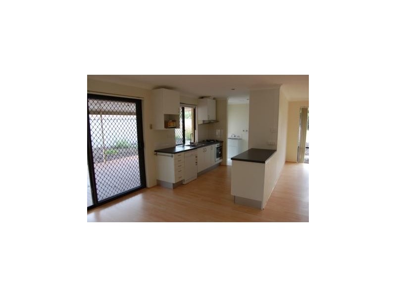 5 Lurnea Place, Karawara WA 6152