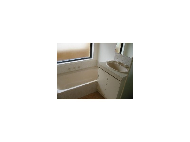 1/64 Henry Street, East Cannington WA 6107