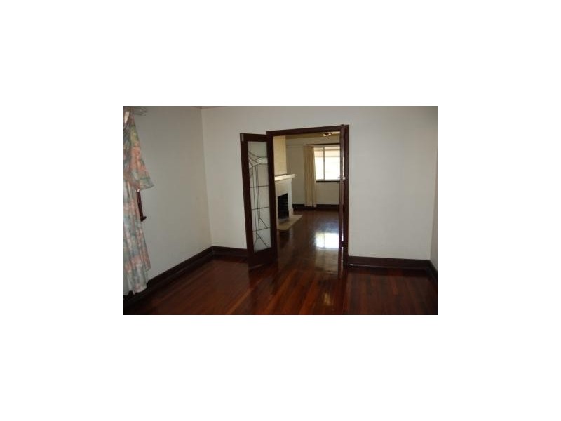 15 Alday Street, St James WA 6102