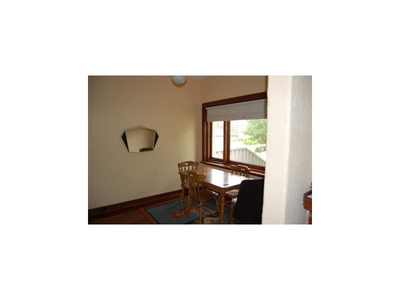 16 Gladstone Street, St James WA 6102