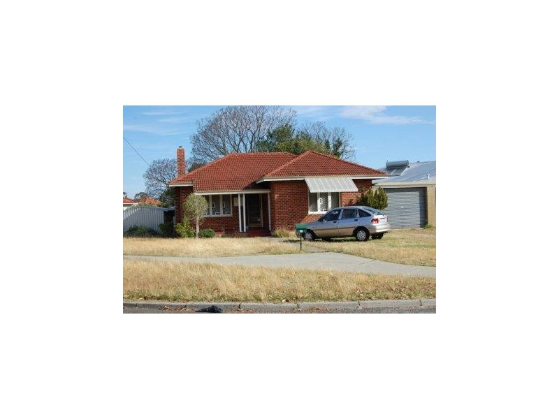 17 Clinton Avenue, St James WA 6102