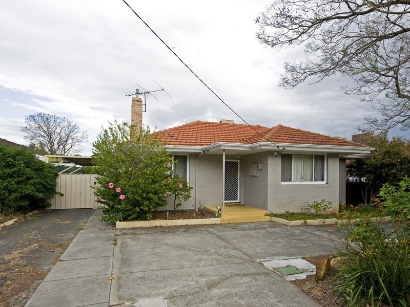 55 Hopkinson Way, Wilson WA 6107