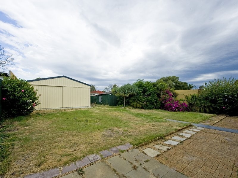 55 Hopkinson Way, Wilson WA 6107