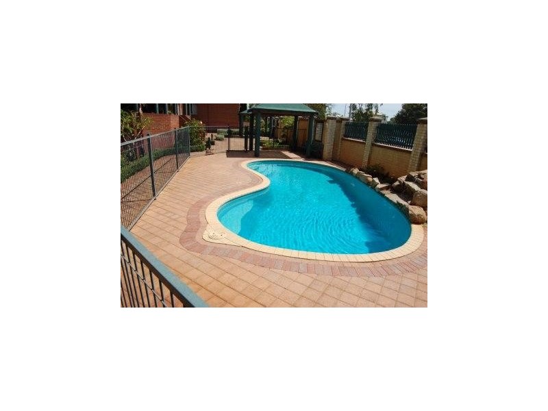 117/7 Heirisson Way, Victoria Park WA 6100