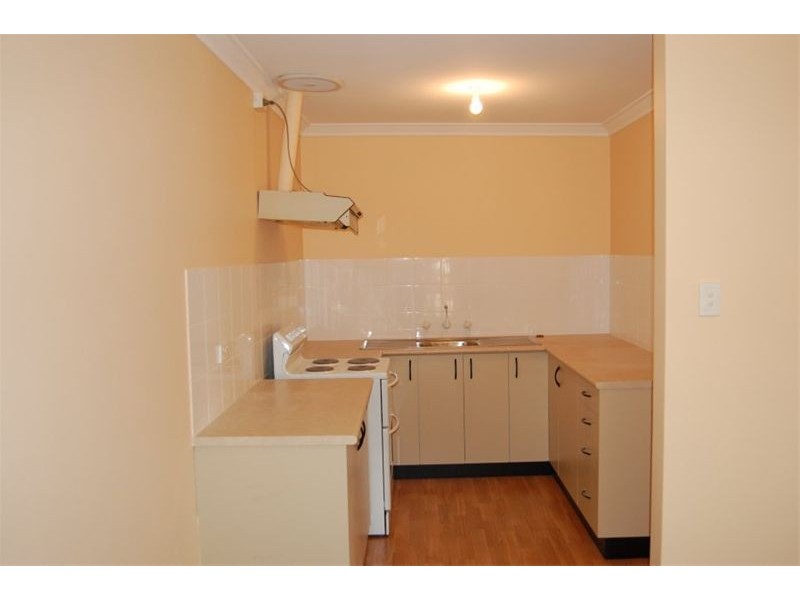 253A Welshpool Road, Queens Park WA 6107