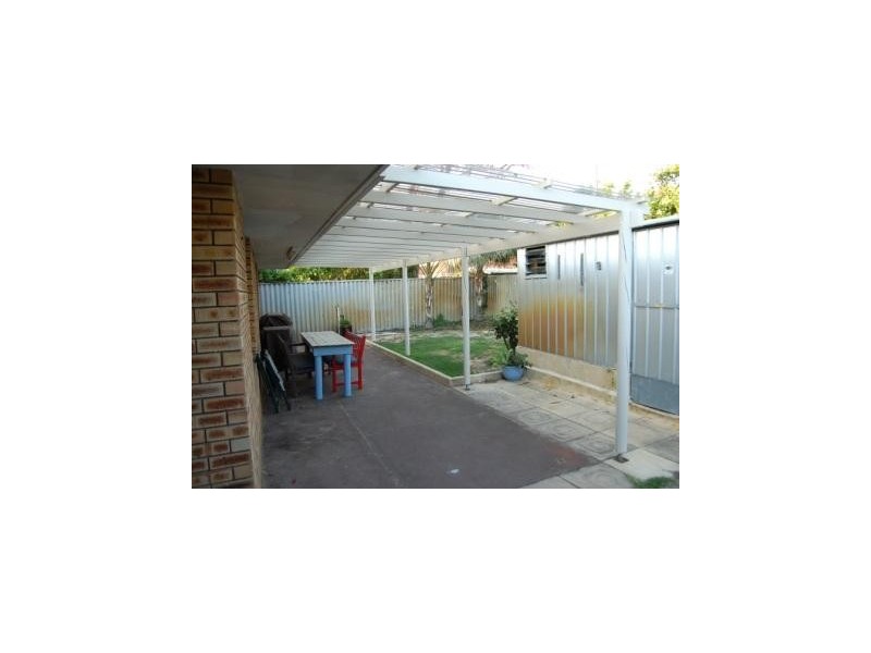 18 Gemini Way, Carlisle WA 6101