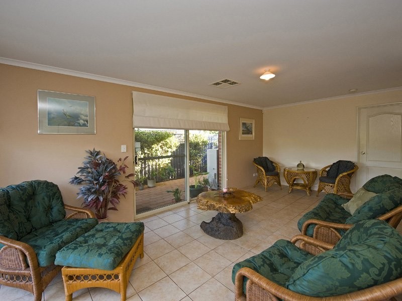 95 Kitchener Avenue, Victoria Park WA 6100