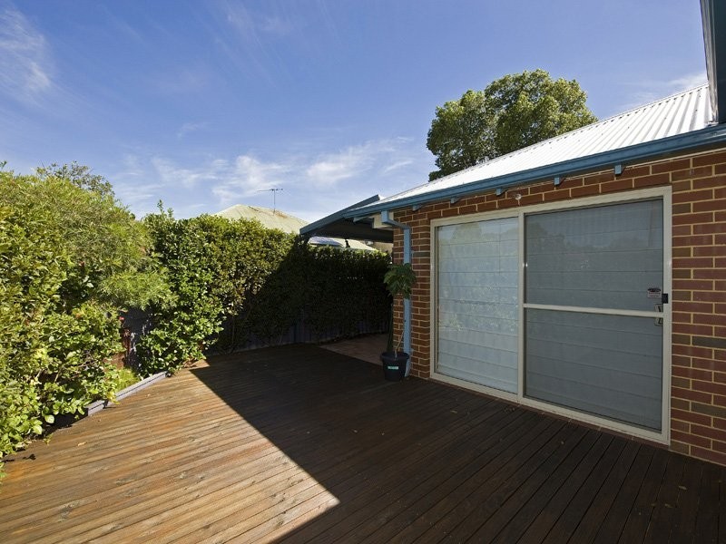 95 Kitchener Avenue, Victoria Park WA 6100