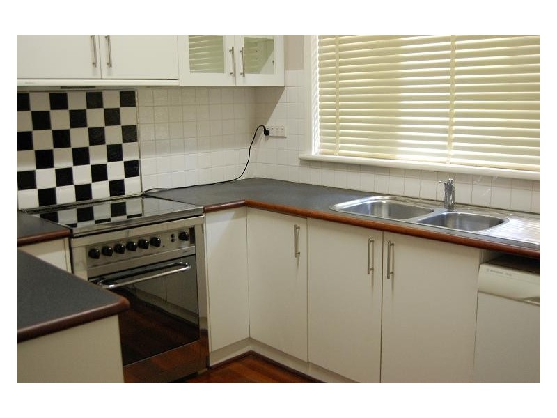 1/68 Enfield Street, Lathlain WA 6100