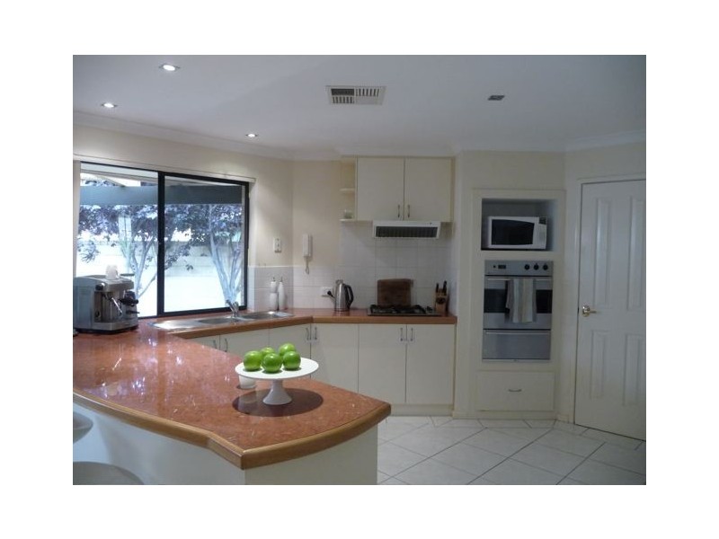 3/14 Kimberley Street, Belmont WA 6104