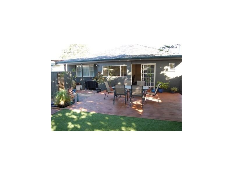 39B Pitt Street, St James WA 6102