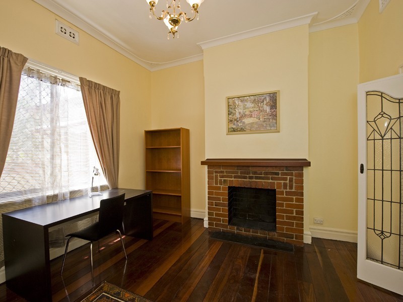 56 Swansea Street, East Victoria Park WA 6101