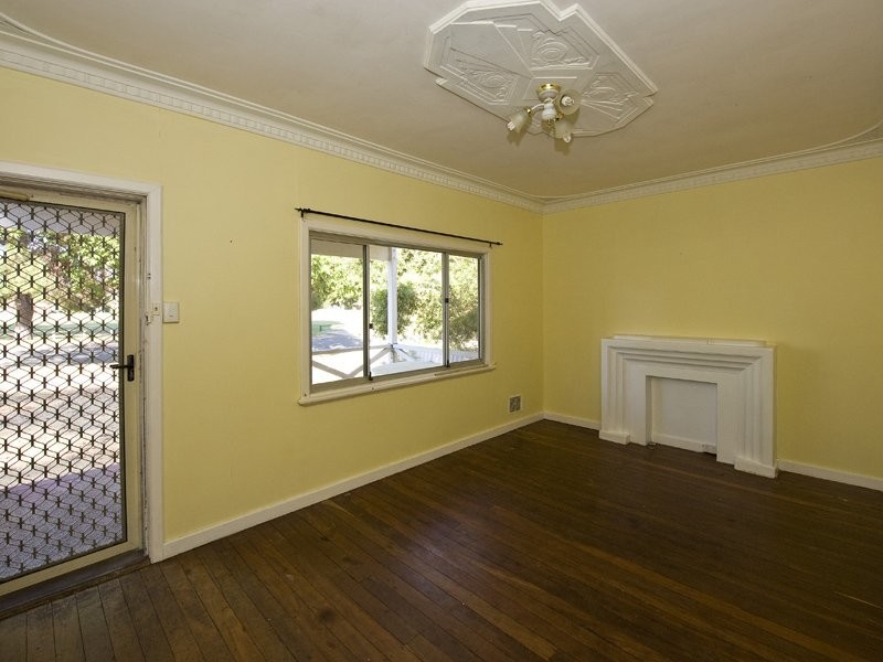 133 Mars Street, Carlisle WA 6101