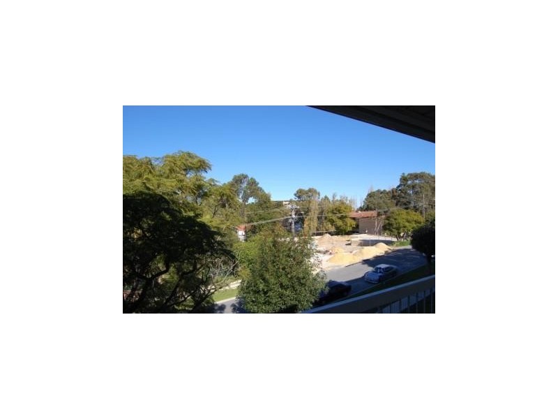 51/8  Kathleen Avenue, Maylands WA 6051