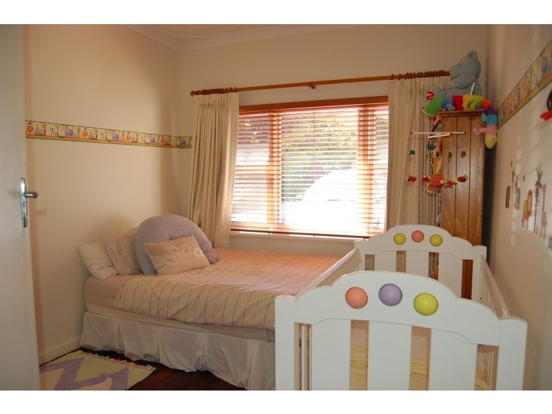 25 Victoria Street, St James WA 6102