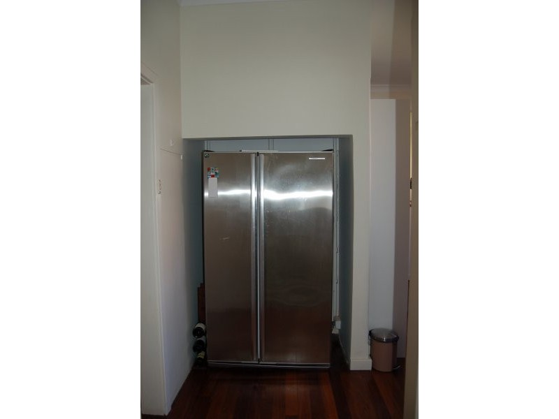 25 Victoria Street, St James WA 6102