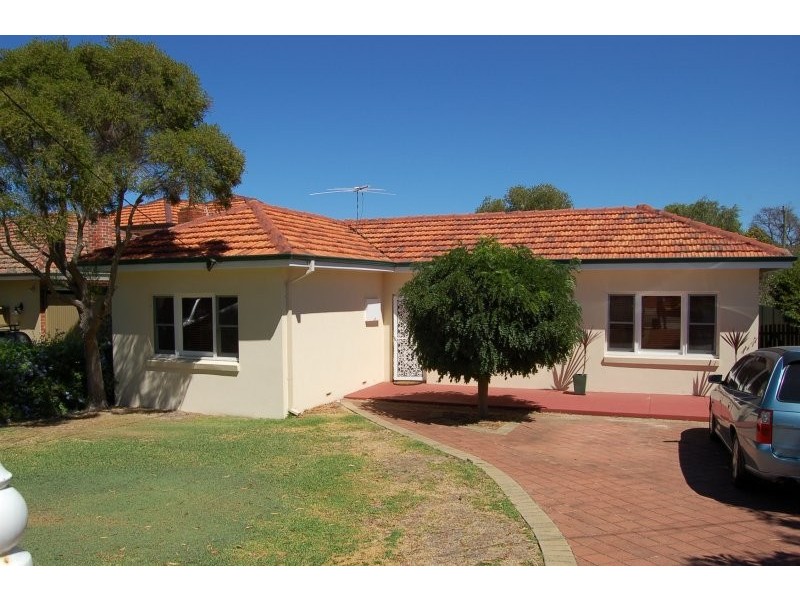 25 Victoria Street, St James WA 6102