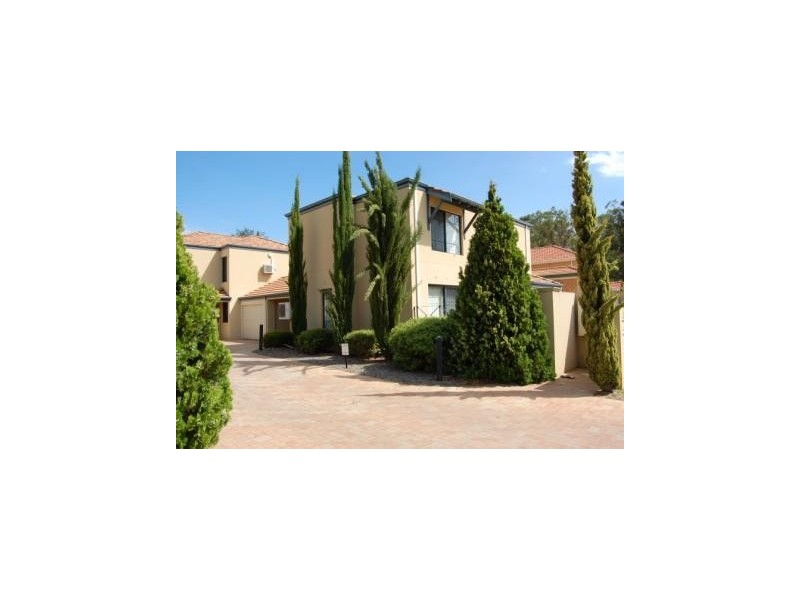 1/7 Gochean Avenue, Bentley WA 6102