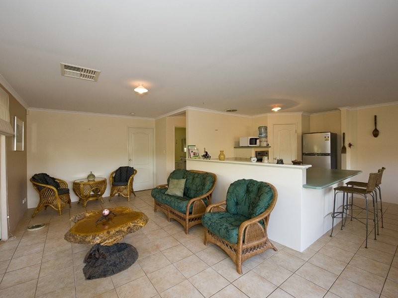 95 Kitchener Avenue, Victoria Park WA 6100