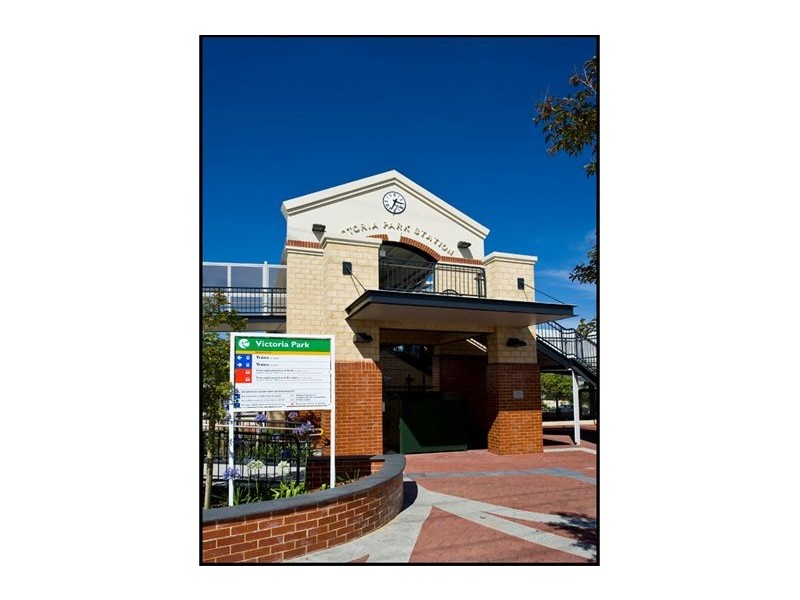 95 Kitchener Avenue, Victoria Park WA 6100