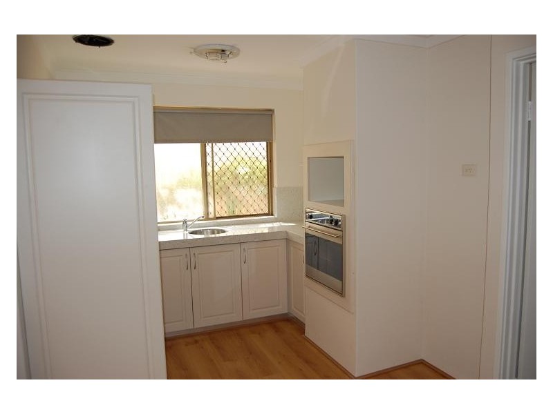 2/62 Temple Street, Victoria Park WA 6100