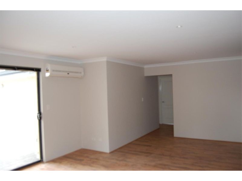 428B Berwick Street, St James WA 6102