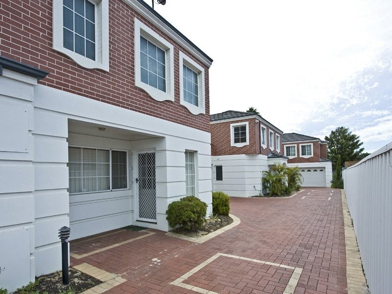 2/344 Mill Point Road, South Perth WA 6151
