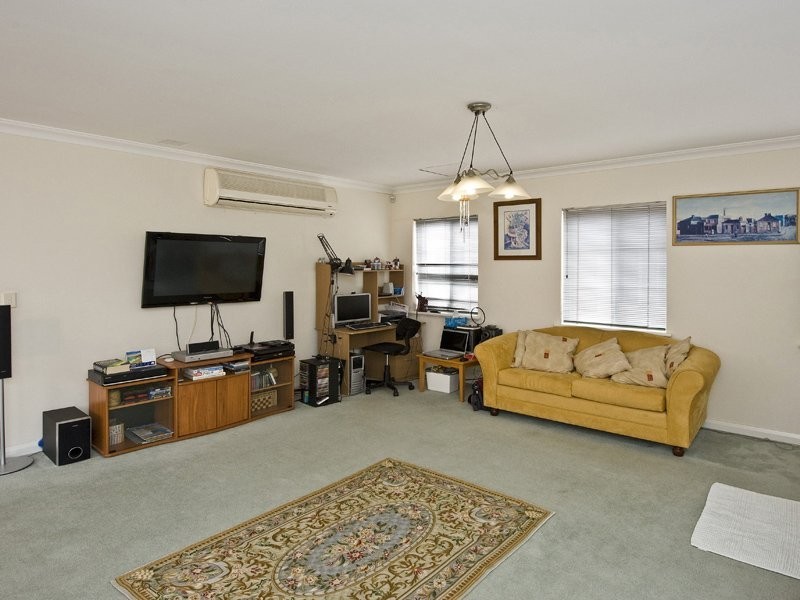 2/344 Mill Point Road, South Perth WA 6151