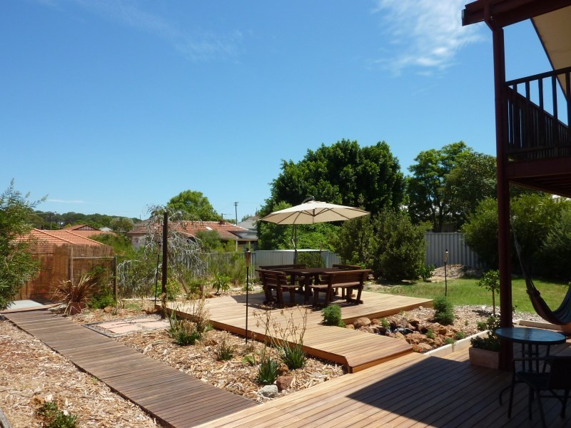 13 Plummer Street, East Victoria Park WA 6101