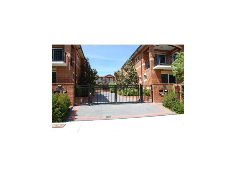 2/8-10 Salford Street, Victoria Park WA 6100