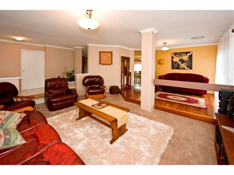 8 Villa Mews, Kewdale WA 6105