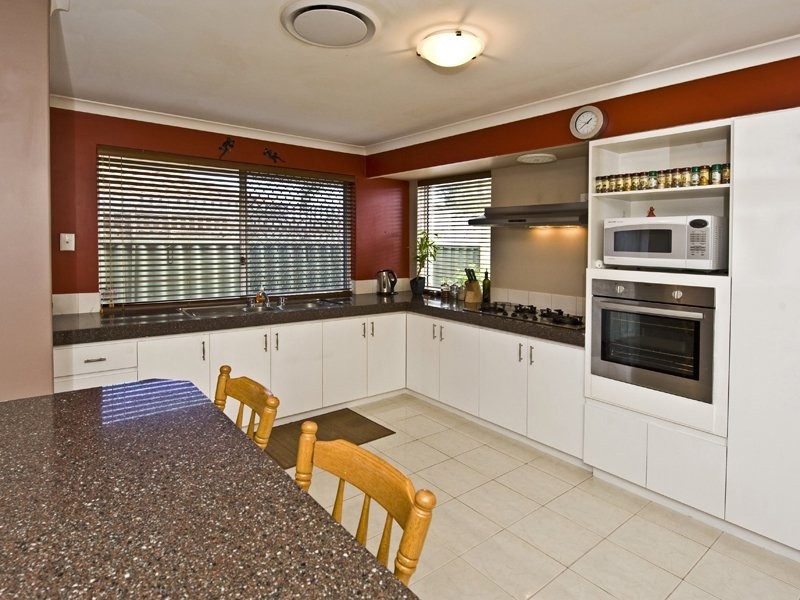 8 Villa Mews, Kewdale WA 6105