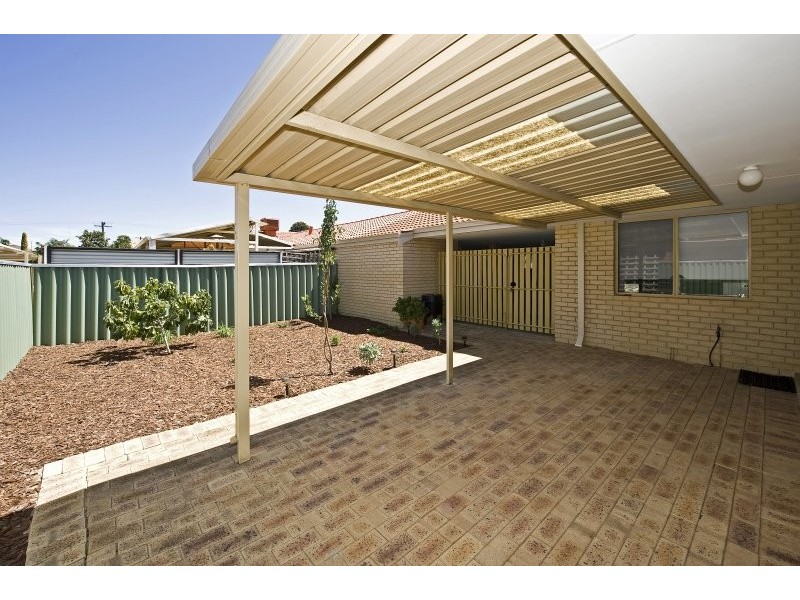 1/43 Chesterton Road, Bassendean WA 6054