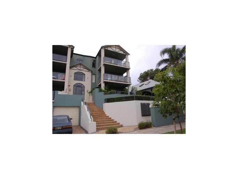 5/14 Waterloo Crescent, East Perth WA 6004