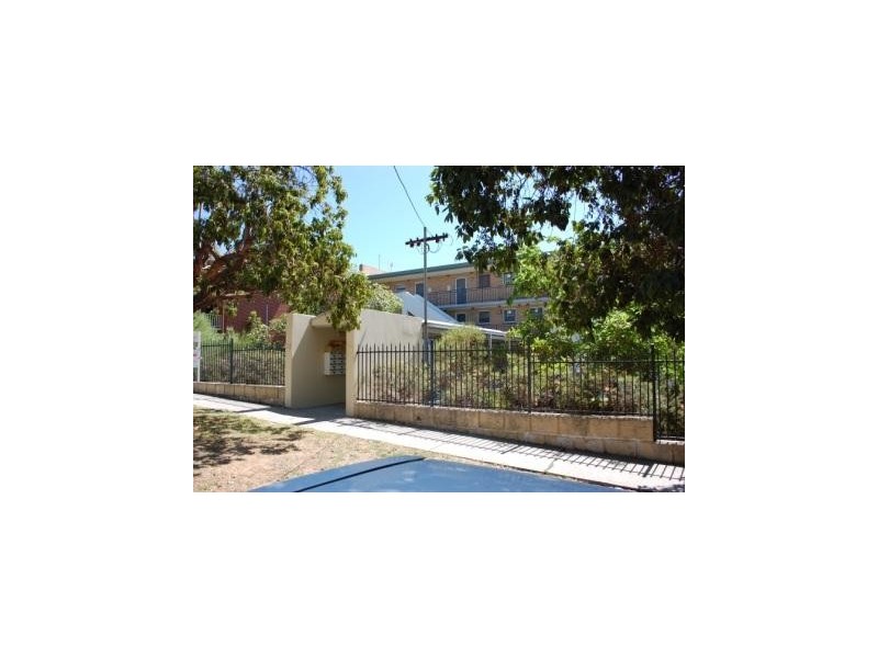 14/11 King George Street, Victoria Park WA 6100