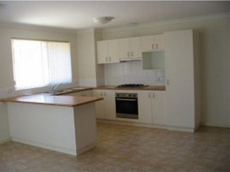 4/2-4 Page Avenue, Bentley WA 6102