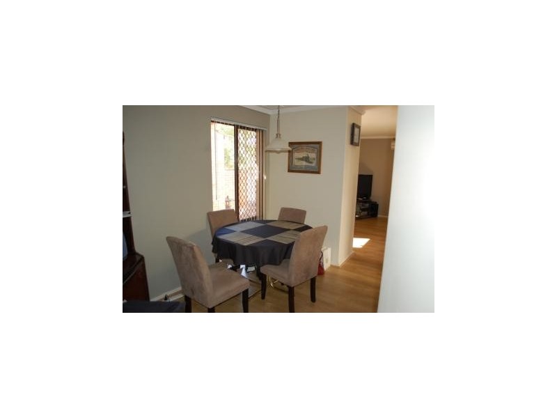 4/10 Lawrence Street, Como WA 6152