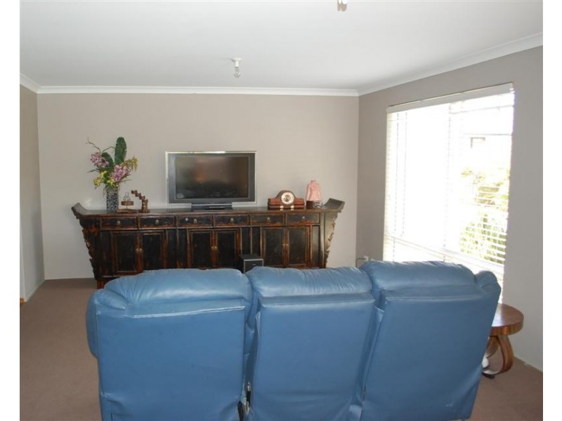 94 Renou Street, East Cannington WA 6107