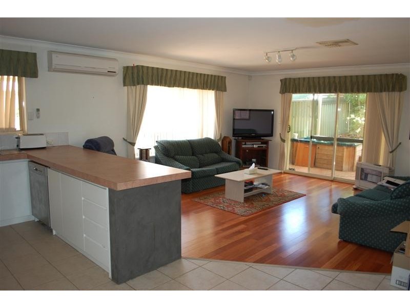 12A Streatley Road, Lathlain WA 6100