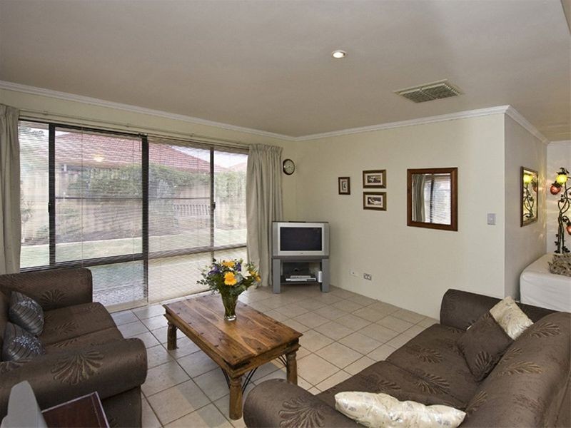 365 Epsom Avenue, Redcliffe WA 6104