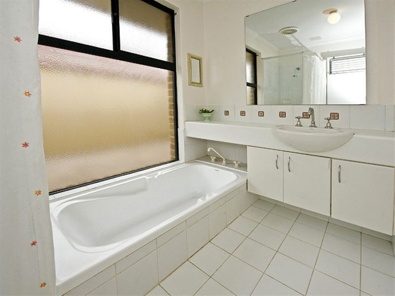 365 Epsom Avenue, Redcliffe WA 6104