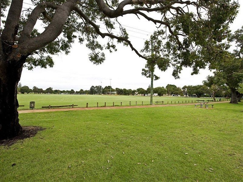 365 Epsom Avenue, Redcliffe WA 6104
