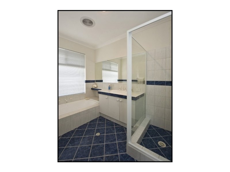 48 Manhattan Avenue, Iluka WA 6028