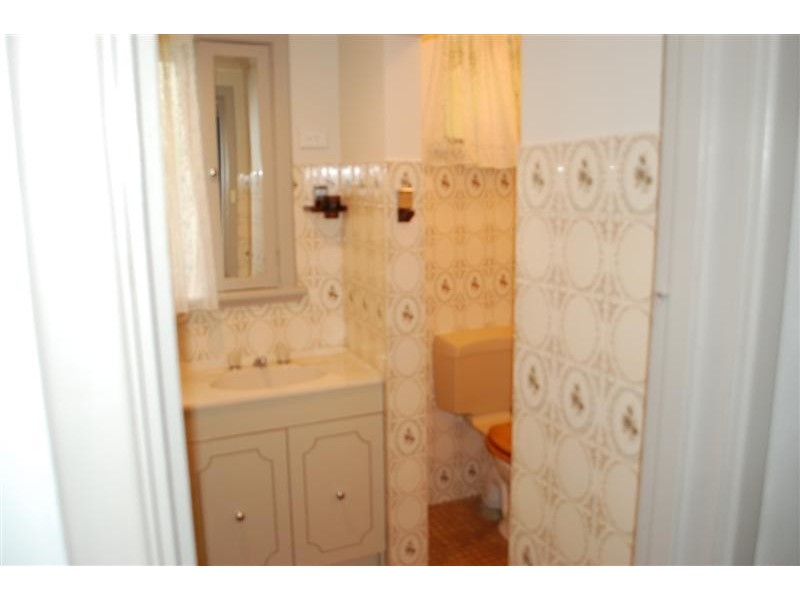 102 Hill View Terrace, St James WA 6102