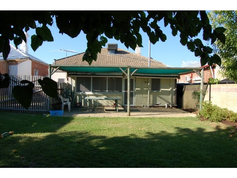 149 Shepperton Road, Victoria Park WA 6100