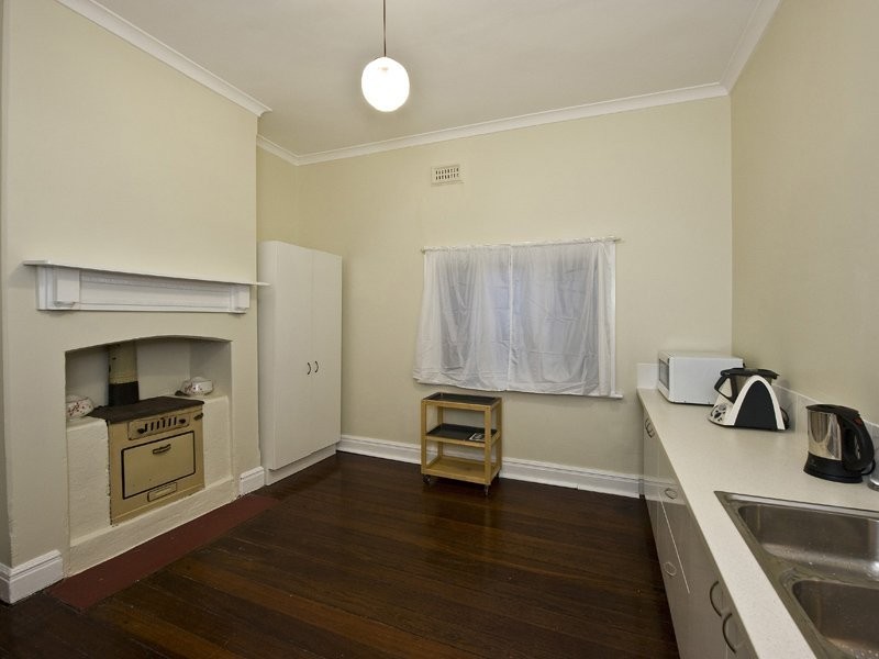 149 Shepperton Road, Victoria Park WA 6100