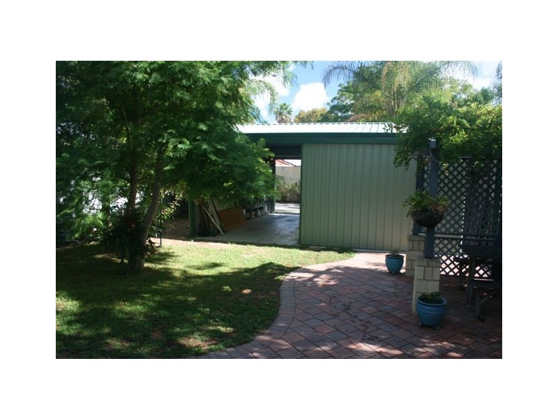 111 Mackie Street, Victoria Park WA 6100