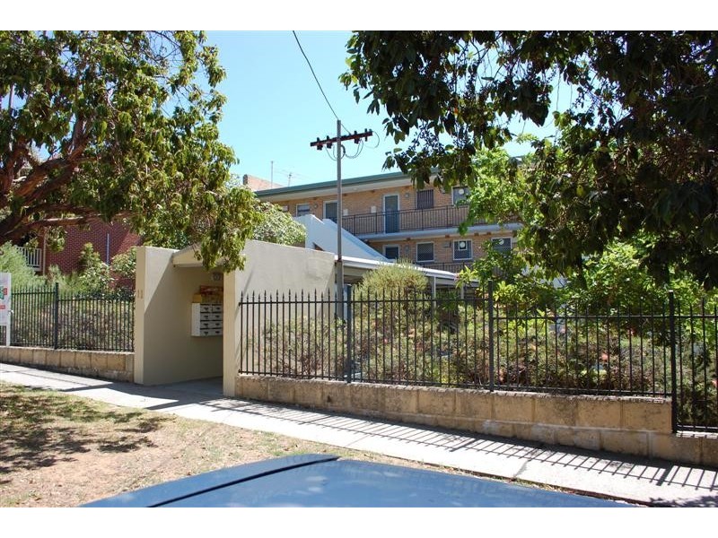 14/11 King George Street, Victoria Park WA 6100