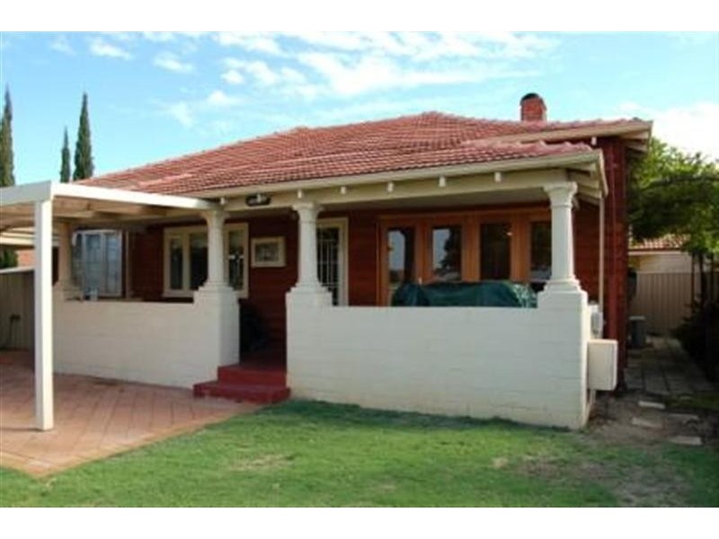 11 Quinn Avenue, Bentley WA 6102