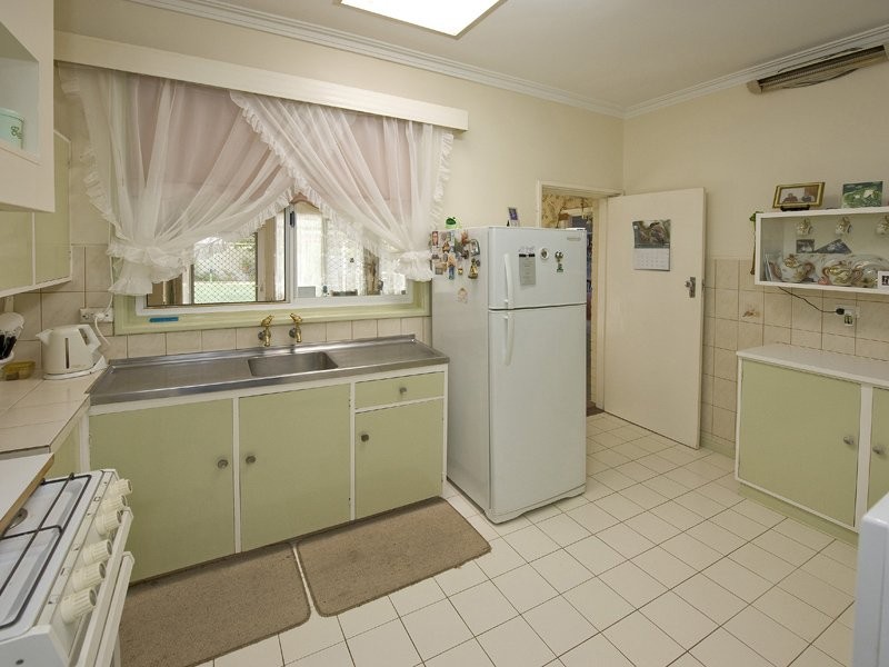 53 Alvah Street, St James WA 6102